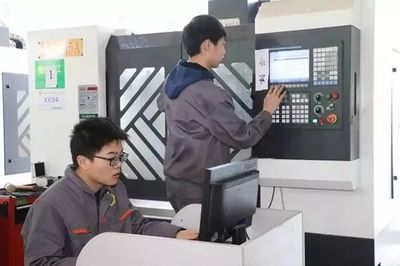 以技術服務為引擎，提升加工制造技能水平，賦能現代制造業高質量發展